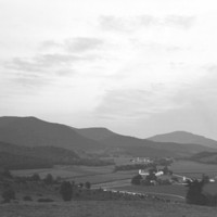 METOWEE VALLEY LOOKING SOUTH